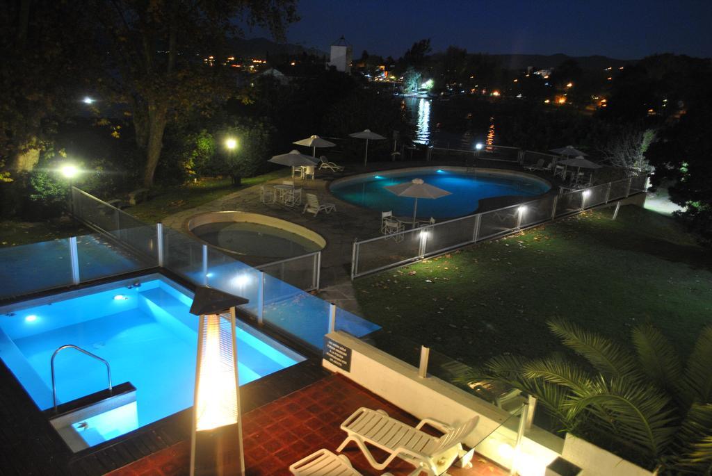 Hostal De La Costa Villa Carlos Paz Buitenkant foto