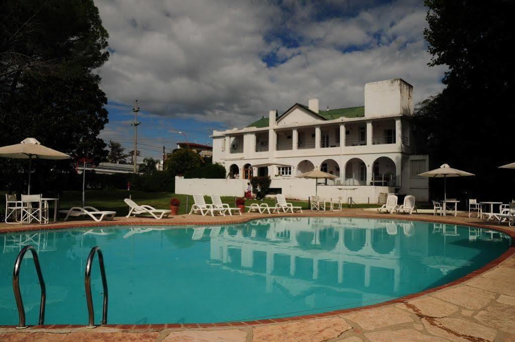 Hostal De La Costa Villa Carlos Paz Buitenkant foto